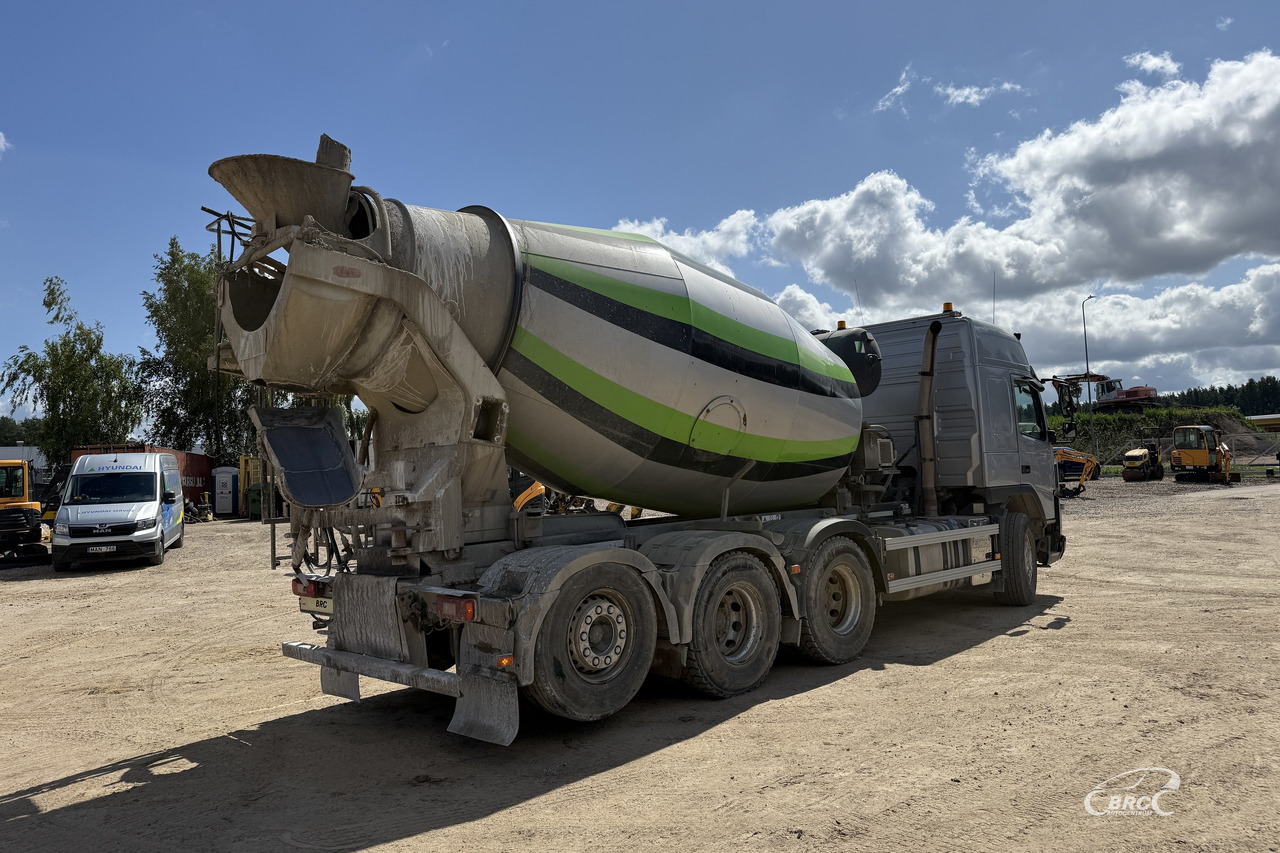 Volvo FM - Betonmixer: 4 kép. Volvo FM - Betonmixer: 4 kép.