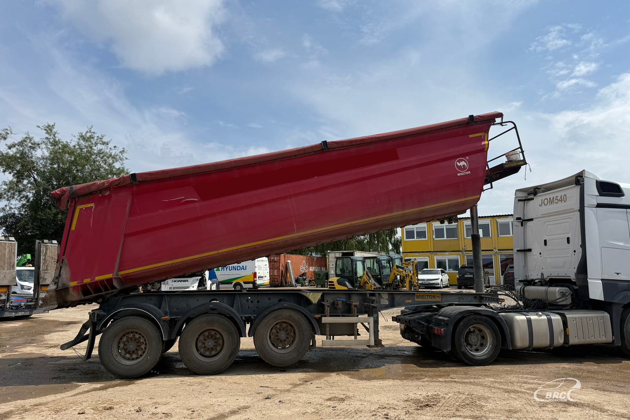 Wielton NW-3 - Félpótkocsi billenőplatós: 4 kép. Wielton NW-3 - Félpótkocsi billenőplatós: 4 kép.