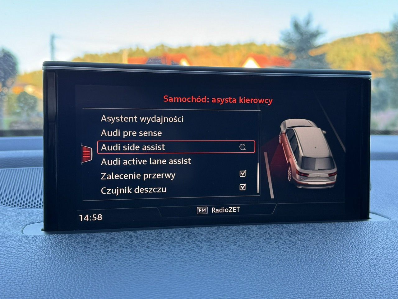 Terepjáró/ SUV Audi Q7: 25 kép.