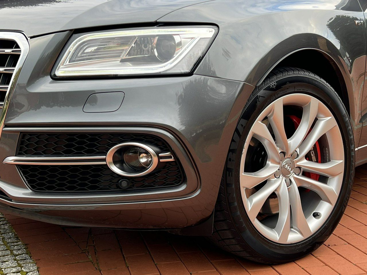 Audi SQ5 - Terepjáró/ SUV: 3 kép. Audi SQ5 - Terepjáró/ SUV: 3 kép.