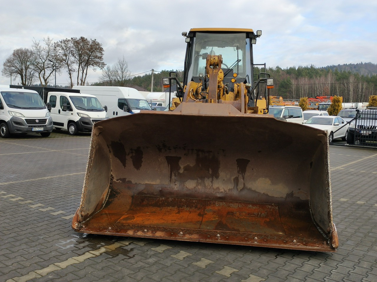 Gumikerekes homlokrakodó Caterpillar 962H CAT 20ton: 9 kép.