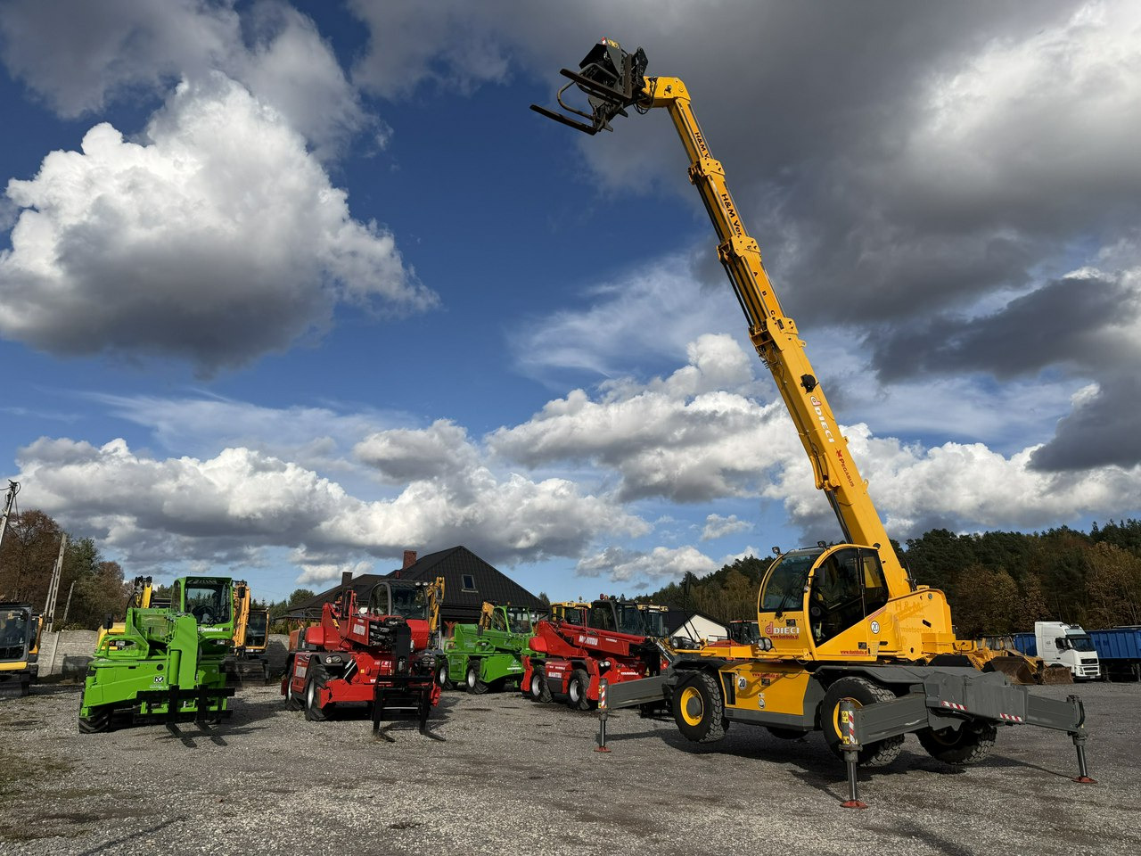Dieci 2145 Pegasus HVL155 TL10 ROTO Ładowarka Teleskopowa Obrotowa - Teleszkópos rakodó: 3 kép. Dieci 2145 Pegasus HVL155 TL10 ROTO Ładowarka Teleskopowa Obrotowa - Teleszkópos rakodó: 3 kép.