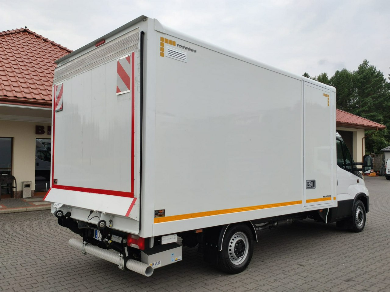 Iveco Daily 35S16S V - Dobozos kisteherautó: 5 kép. Iveco Daily 35S16S V - Dobozos kisteherautó: 5 kép.