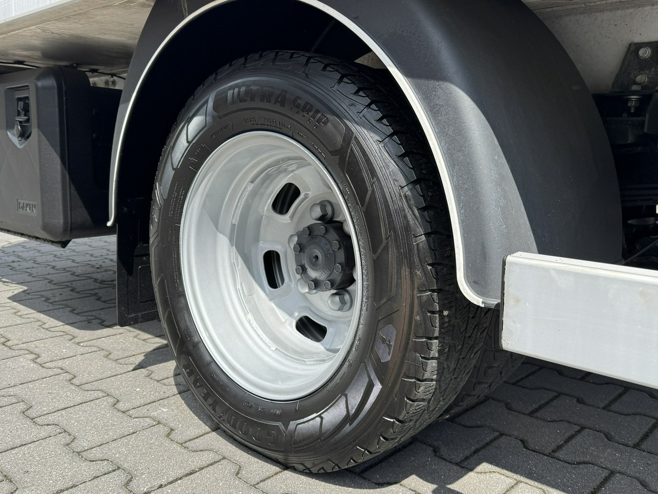 Iveco Daily 50C15 V - Hűtős kisteherautó: 4 kép. Iveco Daily 50C15 V - Hűtős kisteherautó: 4 kép.