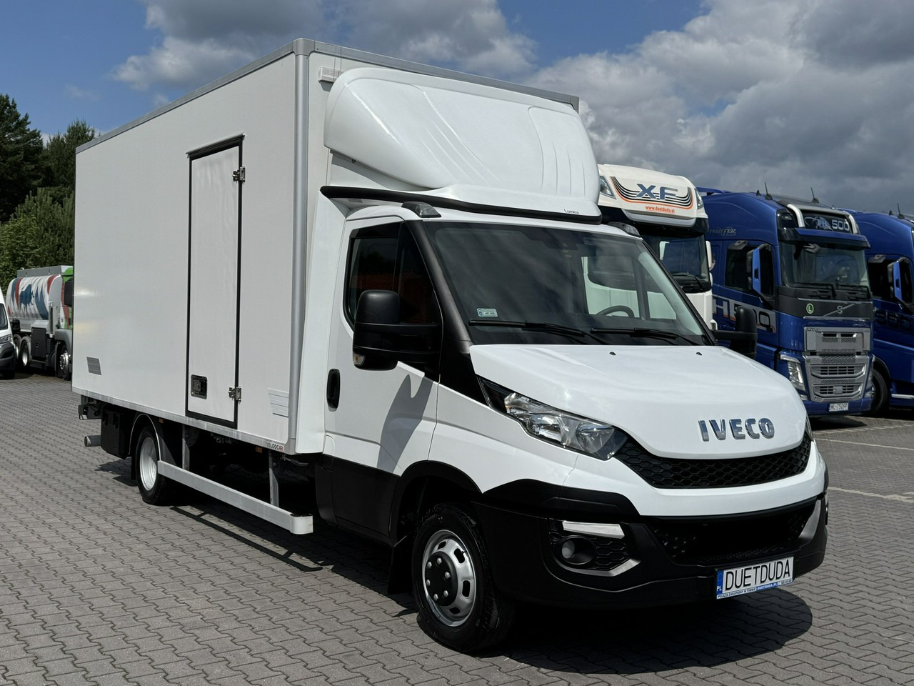 Iveco Daily 50C15 V - Hűtős kisteherautó: 2 kép. Iveco Daily 50C15 V - Hűtős kisteherautó: 2 kép.