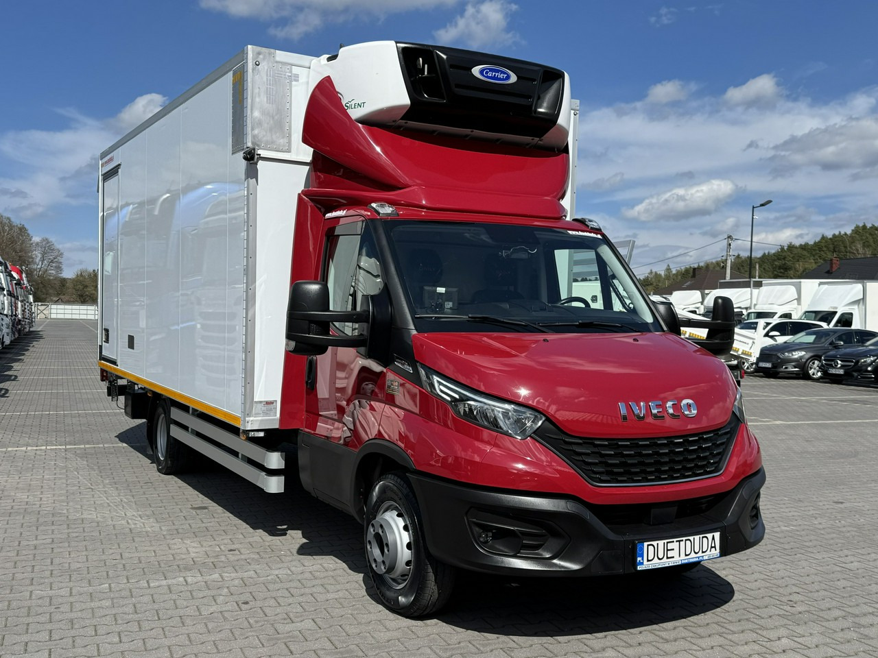 Iveco Daily 72C21 Mroźnia HI-MATIC Ściana Grodziowa Multitemperatura - Hűtős kisteherautó: 3 kép. Iveco Daily 72C21 Mroźnia HI-MATIC Ściana Grodziowa Multitemperatura - Hűtős kisteherautó: 3 kép.