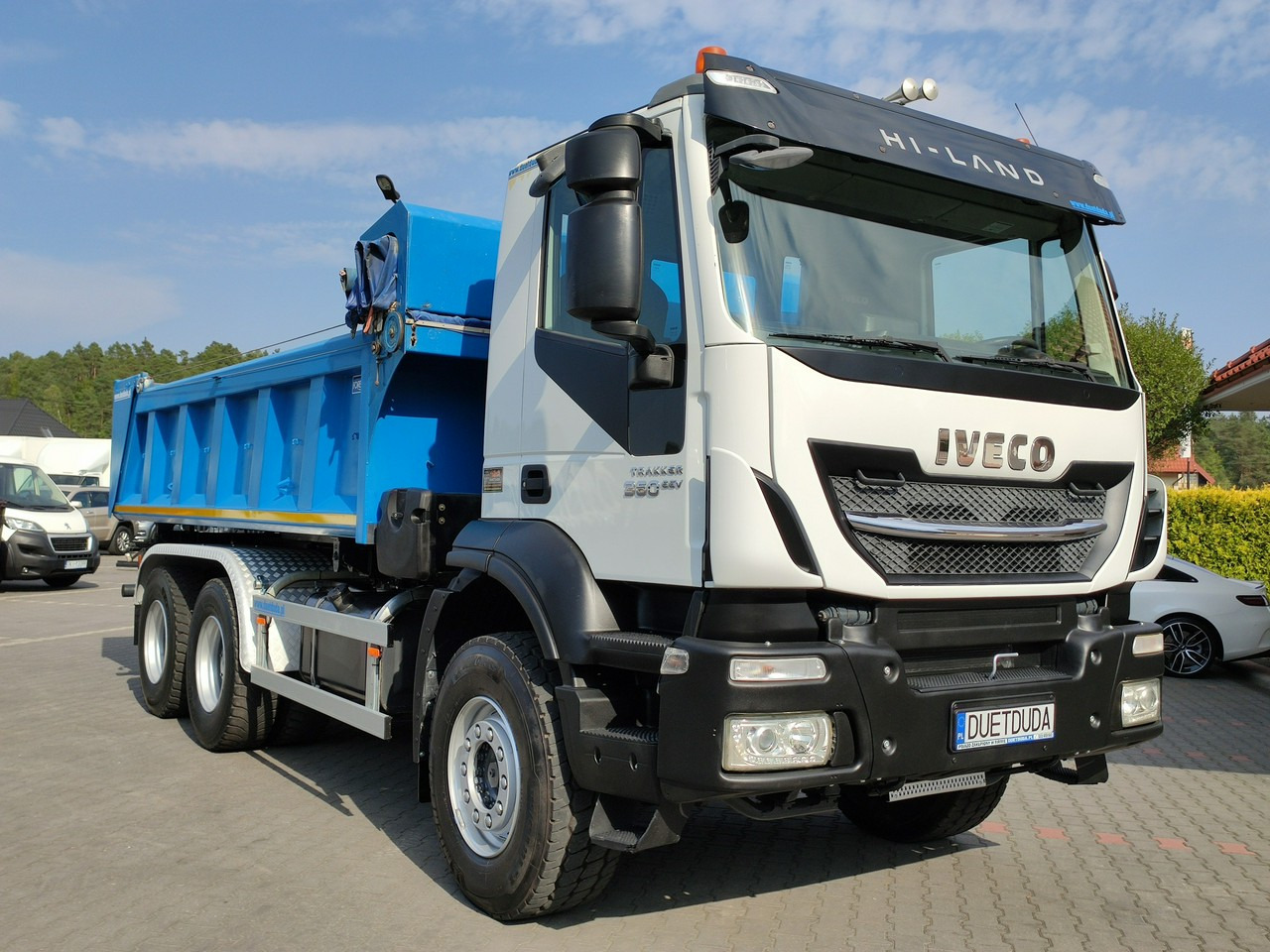 Iveco Trakker 360 EEV Manual 6x4 Wywrot 3-stronny Hydroburta Bok i Tył - Billenőplatós teherautó: 4 kép. Iveco Trakker 360 EEV Manual 6x4 Wywrot 3-stronny Hydroburta Bok i Tył - Billenőplatós teherautó: 4 kép.
