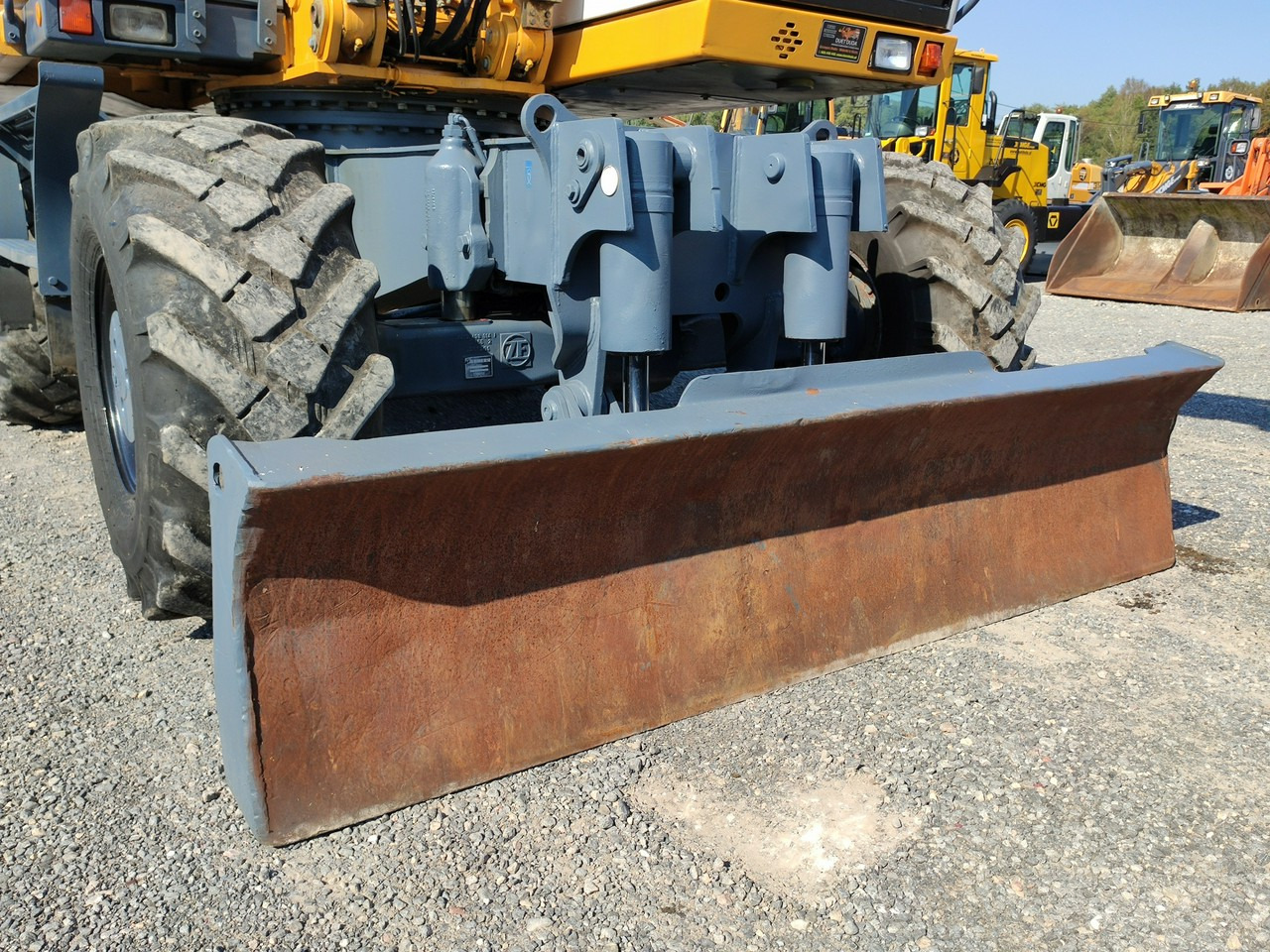 Gumikerekes kotró Liebherr A316 Maszyna po Pełnym Tulejowaniu Bez Luzów i Wycieków: 10 kép.