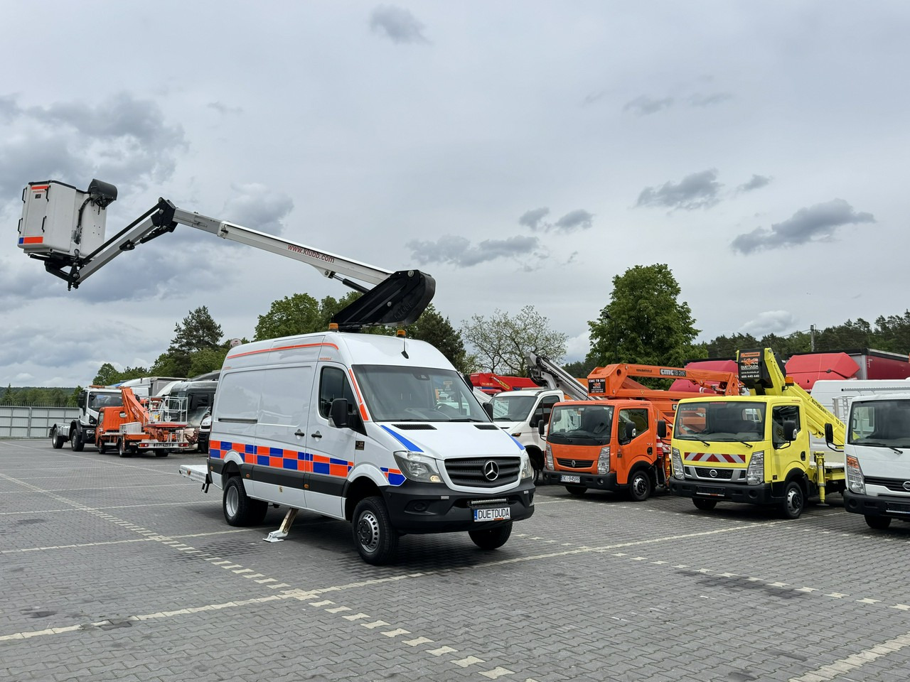 Mercedes Sprinter Zwyżka Podnośnik Koszowy KLUBB K42P UDT WUMAG GSR - Emelőkosaras teherautó: 5 kép. Mercedes Sprinter Zwyżka Podnośnik Koszowy KLUBB K42P UDT WUMAG GSR - Emelőkosaras teherautó: 5 kép.