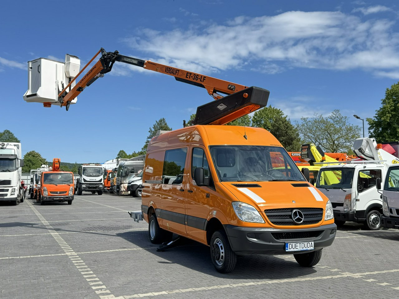 Mercedes Sprinter Zwyżka Podnośnik Koszowy VERSALIFT KLUBB ET-36-LF UDT - Emelőkosaras teherautó: 3 kép. Mercedes Sprinter Zwyżka Podnośnik Koszowy VERSALIFT KLUBB ET-36-LF UDT - Emelőkosaras teherautó: 3 kép.