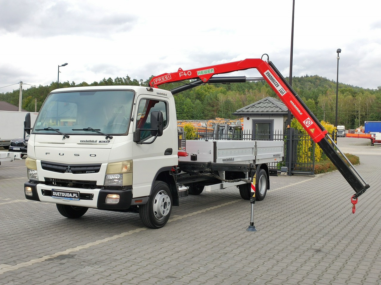Mitsubishi Canter Fuso 7C15 3.0/150KM HDS FASSI F40 UNIKAT Super Stan !!! - Platós teherautó, Darus autó: 4 kép. Mitsubishi Canter Fuso 7C15 3.0/150KM HDS FASSI F40 UNIKAT Super Stan !!! - Platós teherautó, Darus autó: 4 kép.
