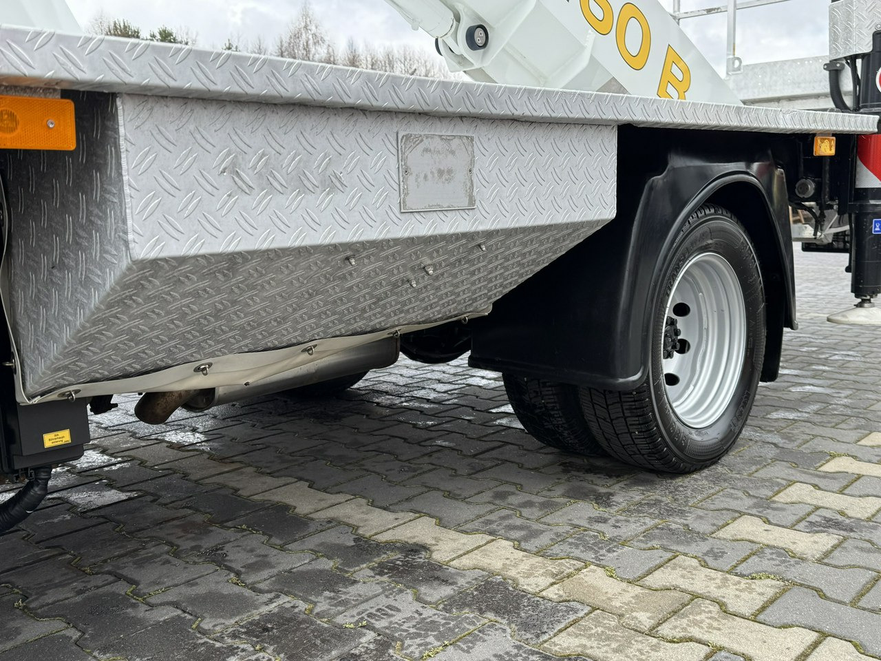 Nissan Cabstar lízing Nissan Cabstar: 11 kép.