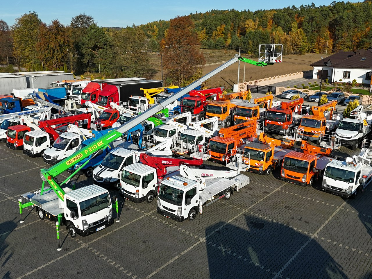 Nissan Cabstar Zwyżka Podnośnik Koszowy PALFINGER P210 BK UDT - Emelőkosaras teherautó: 4 kép. Nissan Cabstar Zwyżka Podnośnik Koszowy PALFINGER P210 BK UDT - Emelőkosaras teherautó: 4 kép.