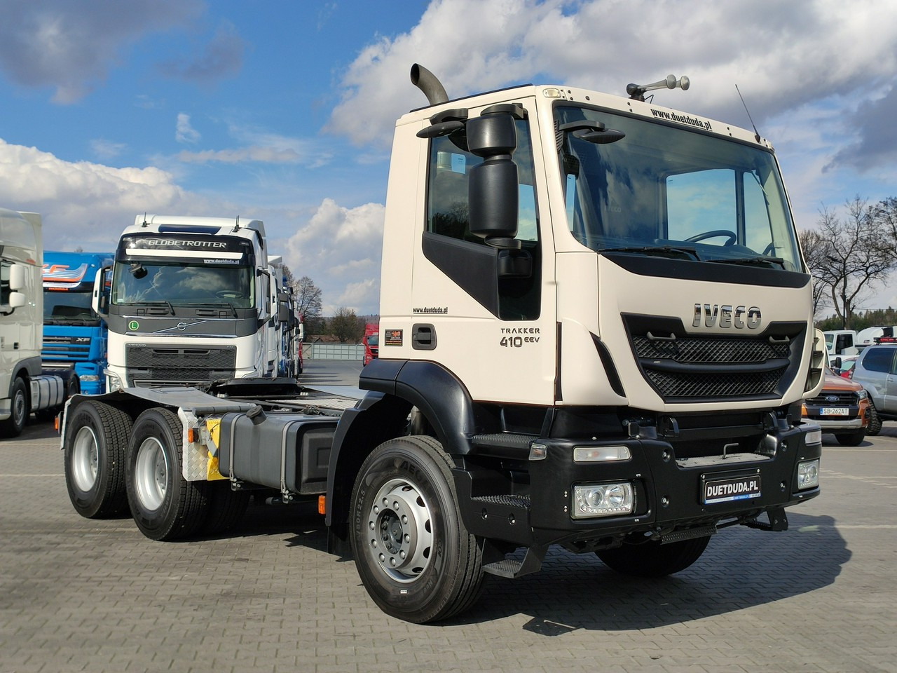 Iveco Trakerr 26.410 6x4 Manual Mały Przebieg tylko-46000km - Nyergesvontató: 2 kép. Iveco Trakerr 26.410 6x4 Manual Mały Przebieg tylko-46000km - Nyergesvontató: 2 kép.