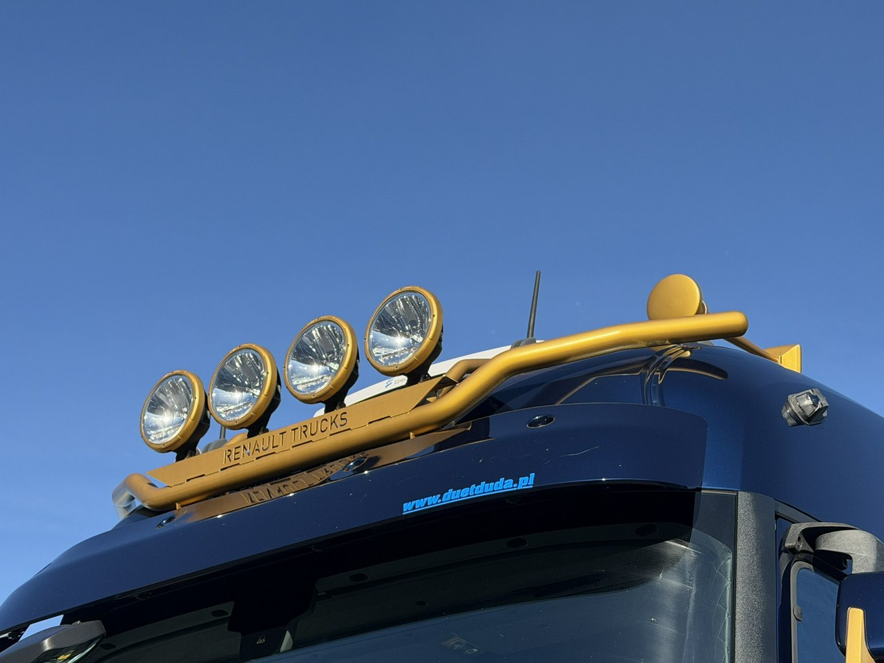 Renault Gama T 520 Standard Silnik 13litrów Euro 6 - Nyergesvontató: 5 kép. Renault Gama T 520 Standard Silnik 13litrów Euro 6 - Nyergesvontató: 5 kép.