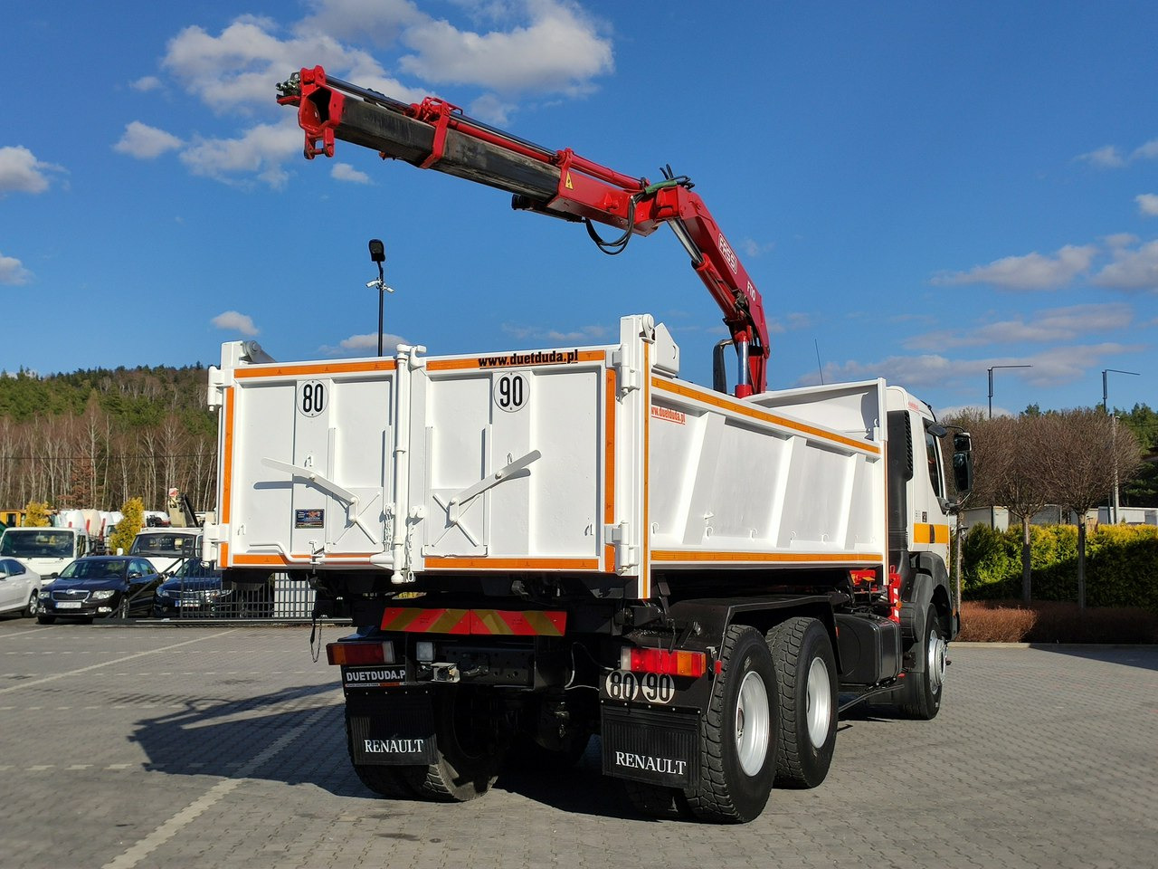 Renault Kerax 26.370 6x4 Mocny HDS FASSI F110 - Billenőplatós teherautó, Darus autó: 4 kép. Renault Kerax 26.370 6x4 Mocny HDS FASSI F110 - Billenőplatós teherautó, Darus autó: 4 kép.