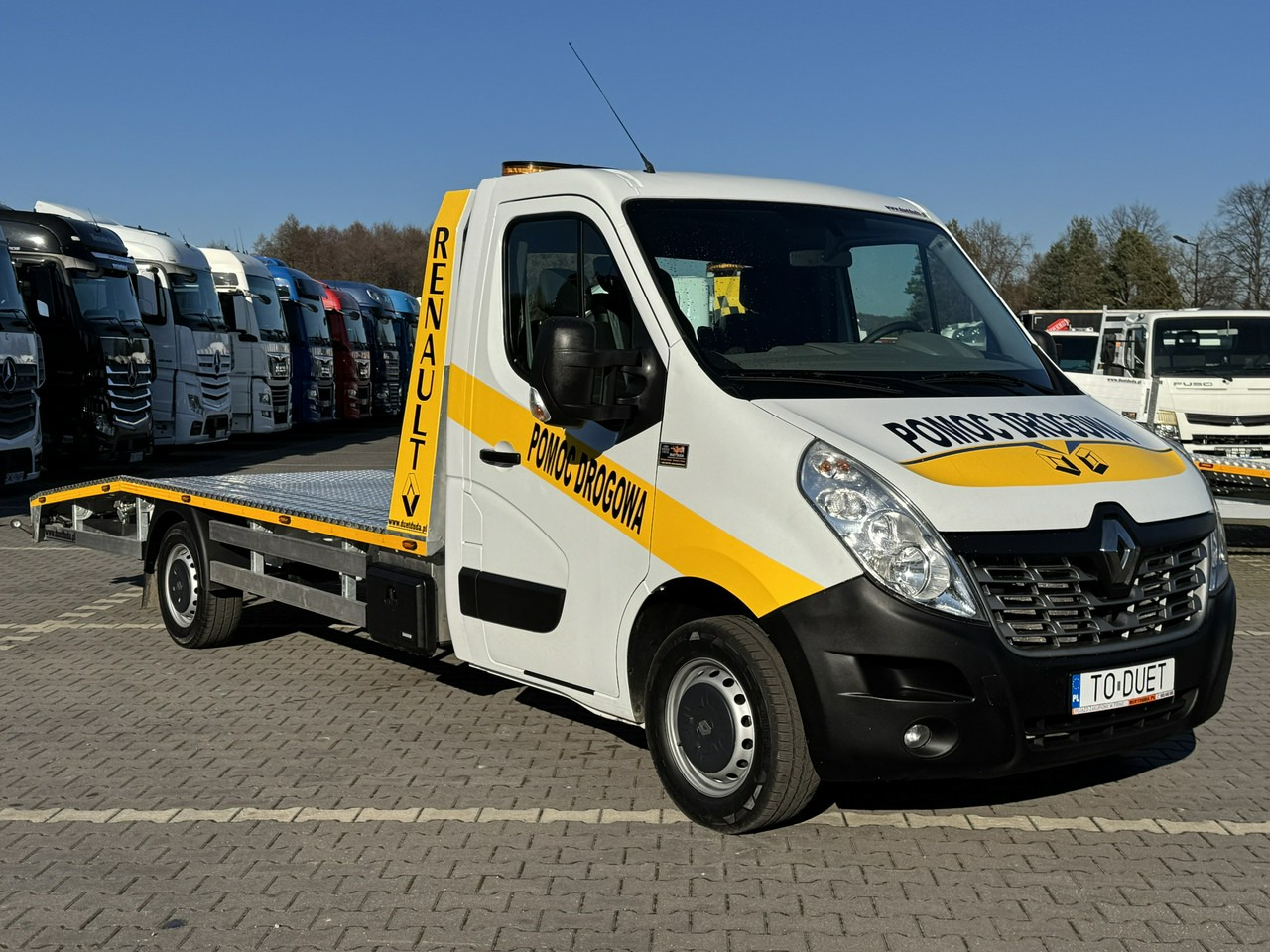 Renault Master - Vontató: 1 kép. Renault Master - Vontató: 1 kép.
