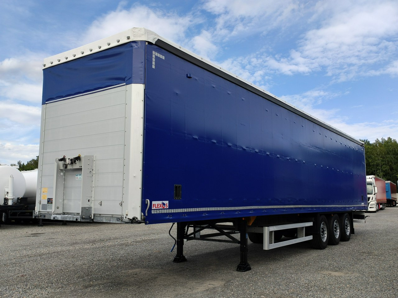 Schmitz Cargobull Firana Szybki Załadunek Idealna Do Piwa Wody ITP... - Ponyvás félpótkocsi: 2 kép. Schmitz Cargobull Firana Szybki Załadunek Idealna Do Piwa Wody ITP... - Ponyvás félpótkocsi: 2 kép.