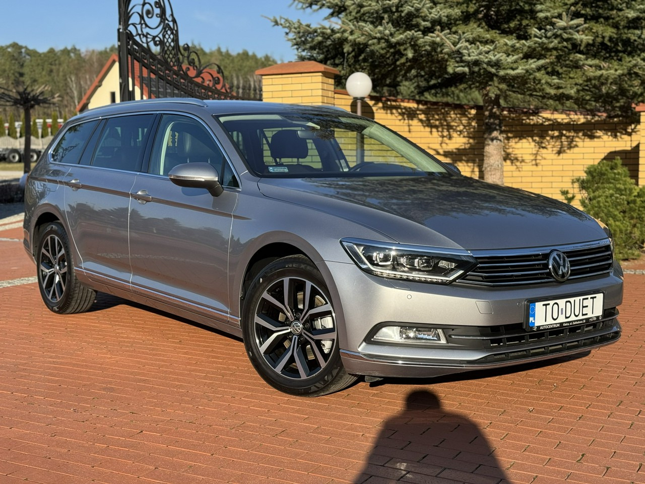 Volkswagen Passat - Kombi: 5 kép. Volkswagen Passat - Kombi: 5 kép.