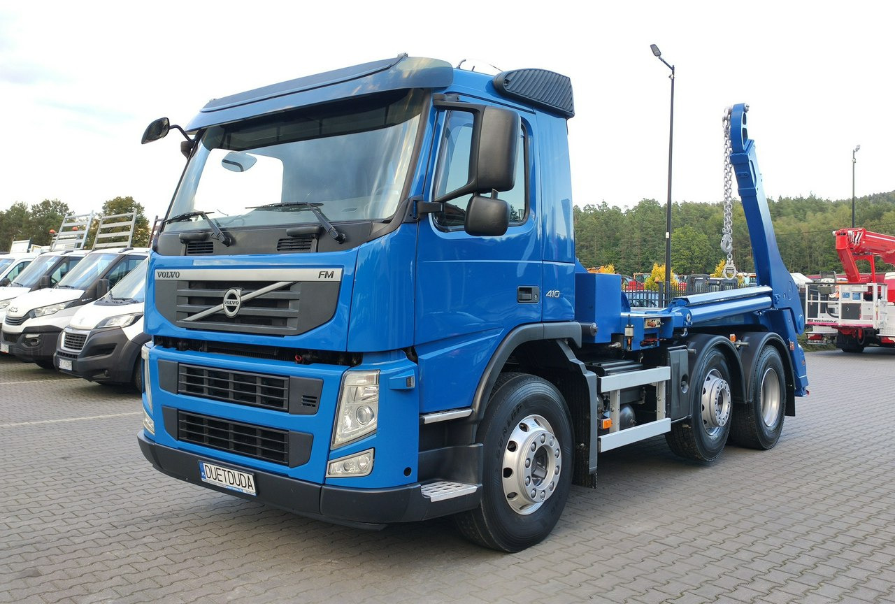 Volvo FM 410 E5 Bramowiec Hakowiec 6x2 Oś Skrętna / Podnoszona Automat - Konténerszállító: 3 kép. Volvo FM 410 E5 Bramowiec Hakowiec 6x2 Oś Skrętna / Podnoszona Automat - Konténerszállító: 3 kép.