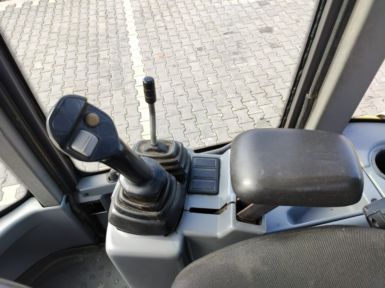 Gumikerekes homlokrakodó Volvo L30B Pro Unikat Stan Tylko 5380 mth: 18 kép. Gumikerekes homlokrakodó Volvo L30B Pro Unikat Stan Tylko 5380 mth: 18 kép.