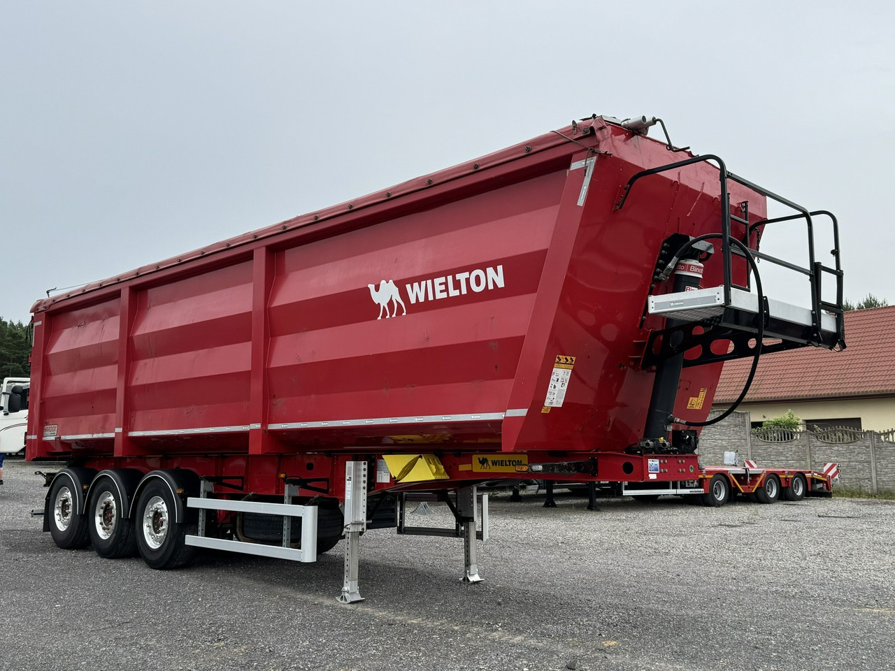 Wielton HARDOX STALOWA DO ZŁOMU 50m Oś Podnoszona Złomówka Stan Bdb - Félpótkocsi billenőplatós: 5 kép. Wielton HARDOX STALOWA DO ZŁOMU 50m Oś Podnoszona Złomówka Stan Bdb - Félpótkocsi billenőplatós: 5 kép.