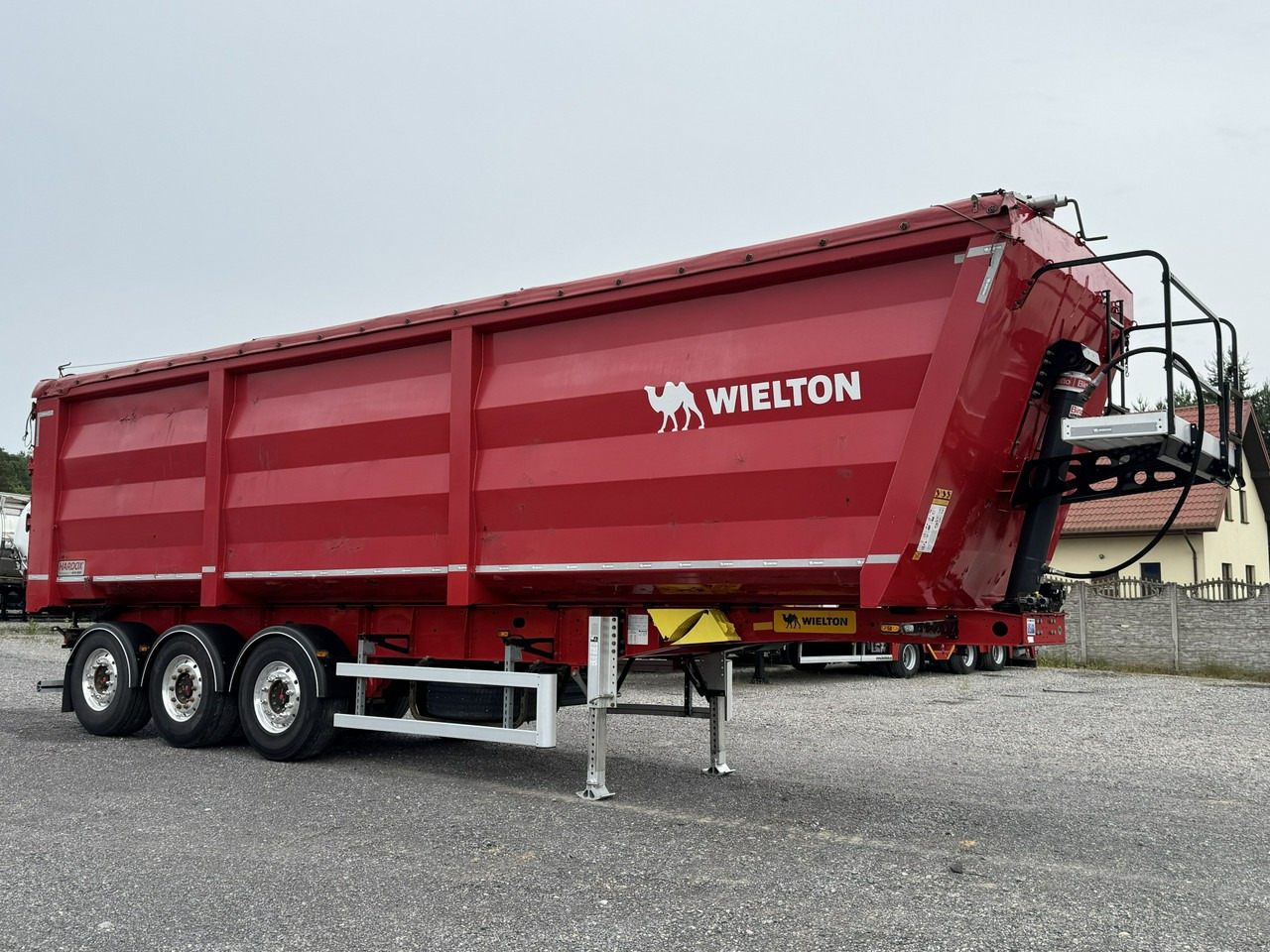 Wielton HARDOX STALOWA DO ZŁOMU 50m Oś Podnoszona Złomówka Stan Bdb - Félpótkocsi billenőplatós: 2 kép. Wielton HARDOX STALOWA DO ZŁOMU 50m Oś Podnoszona Złomówka Stan Bdb - Félpótkocsi billenőplatós: 2 kép.