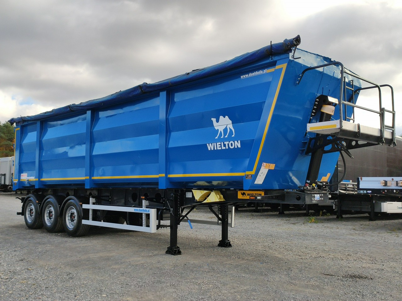 Wielton HARDOX STALOWA DO ZŁOMU 50m Oś Podnoszona Złomówka Super Stan - Félpótkocsi billenőplatós: 2 kép. Wielton HARDOX STALOWA DO ZŁOMU 50m Oś Podnoszona Złomówka Super Stan - Félpótkocsi billenőplatós: 2 kép.