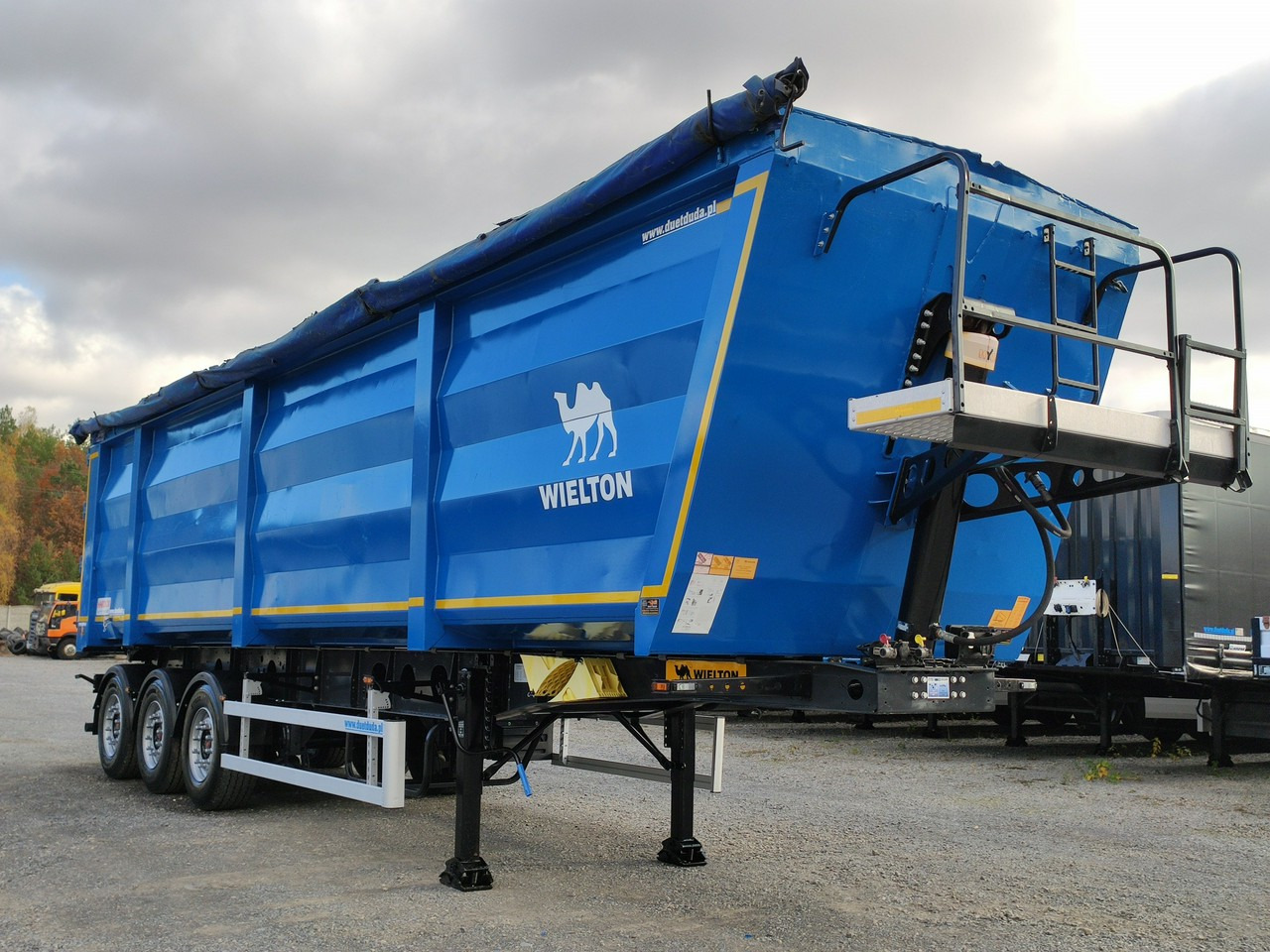 Wielton HARDOX STALOWA DO ZŁOMU 50m Oś Podnoszona Złomówka Super Stan - Félpótkocsi billenőplatós: 4 kép. Wielton HARDOX STALOWA DO ZŁOMU 50m Oś Podnoszona Złomówka Super Stan - Félpótkocsi billenőplatós: 4 kép.