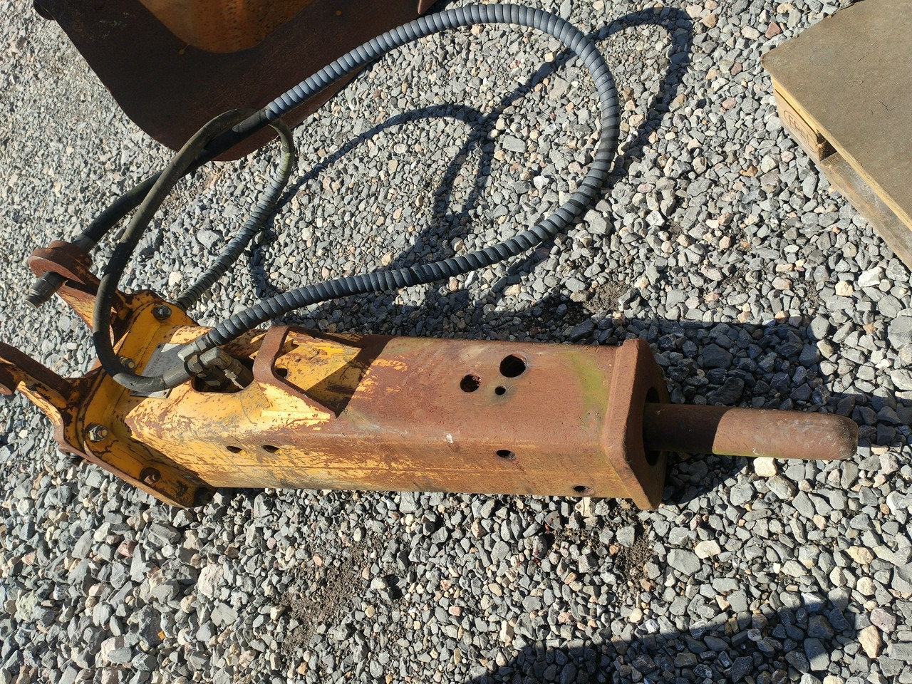 Inny Socomec DMS310 Młot Wyburzeniowy Mało Używany !!! - Hidraulikus törőfej - Építőipari gépek: 2 kép. Inny Socomec DMS310 Młot Wyburzeniowy Mało Używany !!! - Hidraulikus törőfej - Építőipari gépek: 2 kép.