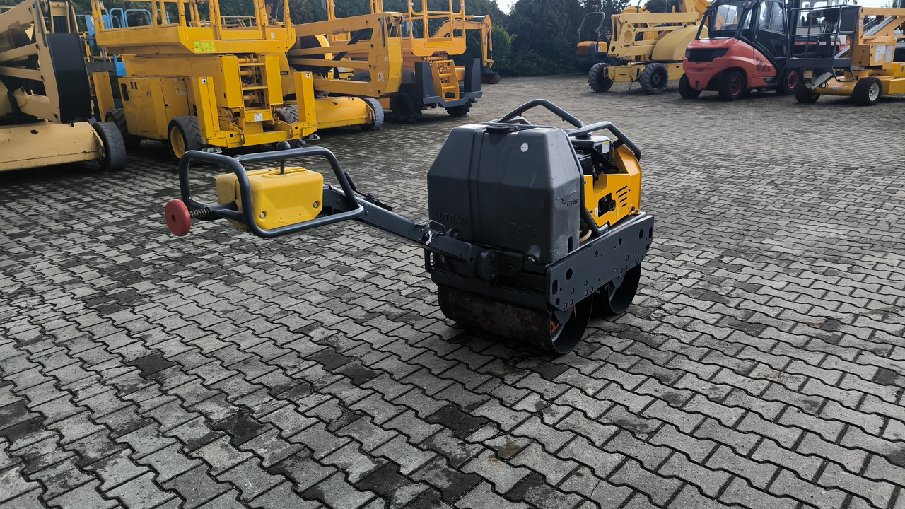 BELLE TDX 650 - Henger: 5 kép. BELLE TDX 650 - Henger: 5 kép.