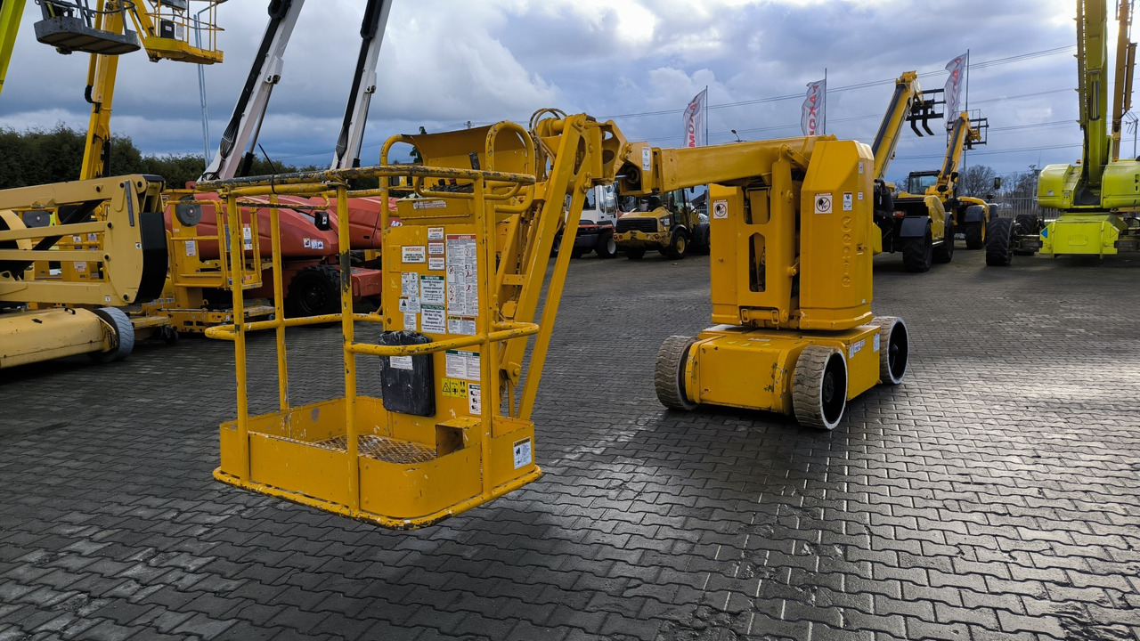 GENIE Z 30/20 N RJ - Oszlopos személyemelő: 5 kép. GENIE Z 30/20 N RJ - Oszlopos személyemelő: 5 kép.