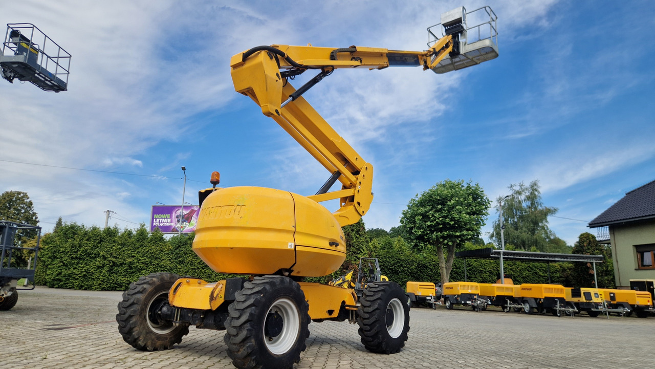 MANITOU 160 ATJ - Személyemelő: 4 kép. MANITOU 160 ATJ - Személyemelő: 4 kép.
