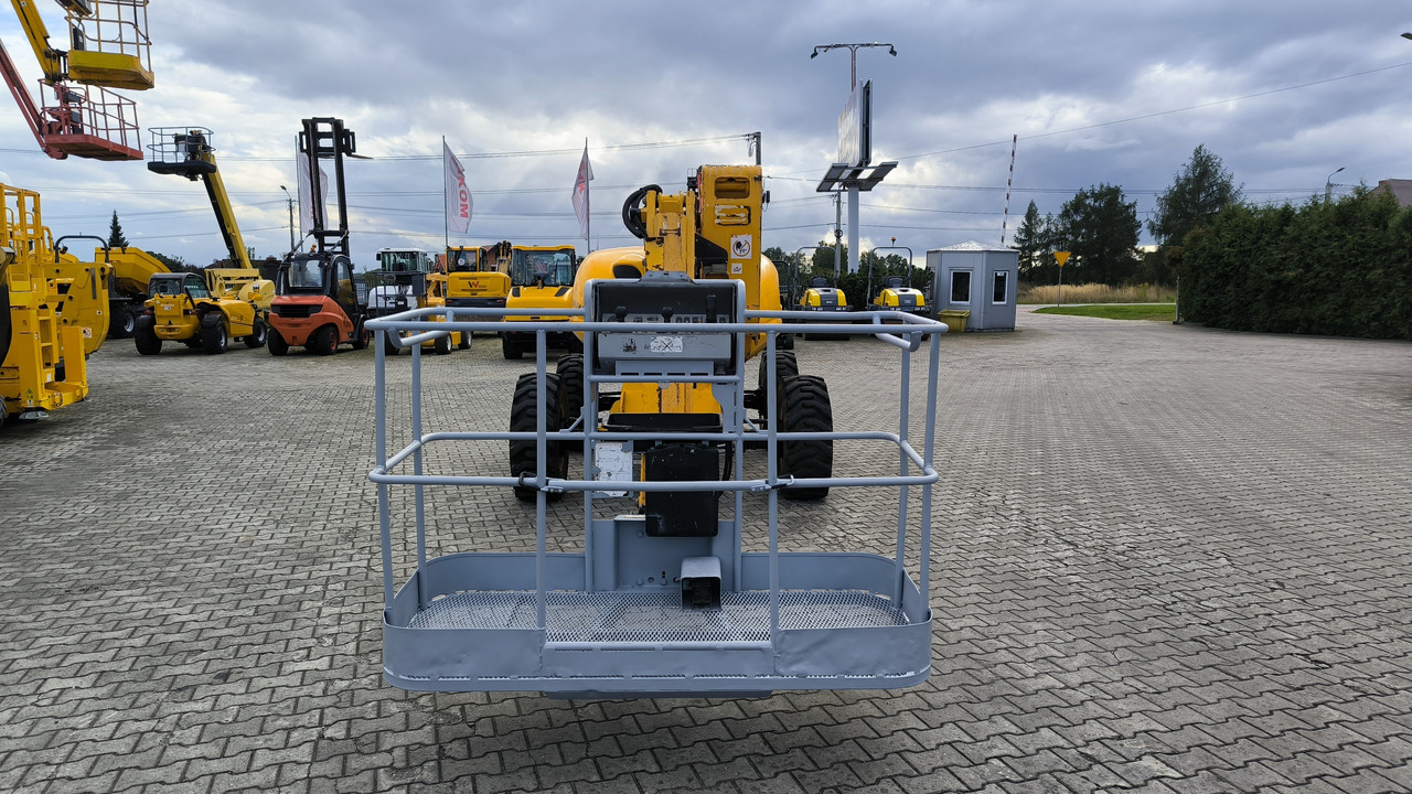 MANITOU 160 ATJ - Személyemelő: 4 kép. MANITOU 160 ATJ - Személyemelő: 4 kép.