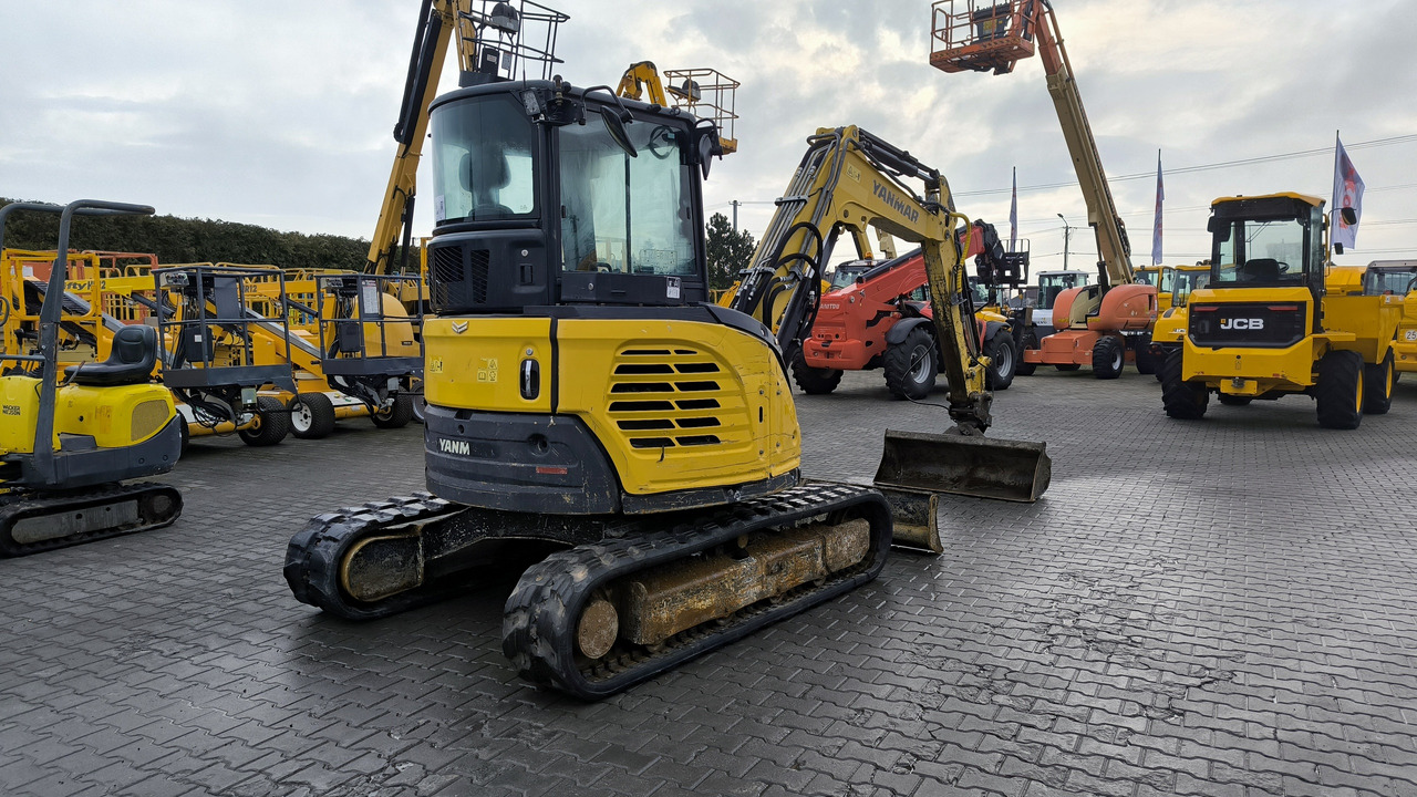 YANMAR ViO 50 - 6A - Minikotró: 3 kép. YANMAR ViO 50 - 6A - Minikotró: 3 kép.