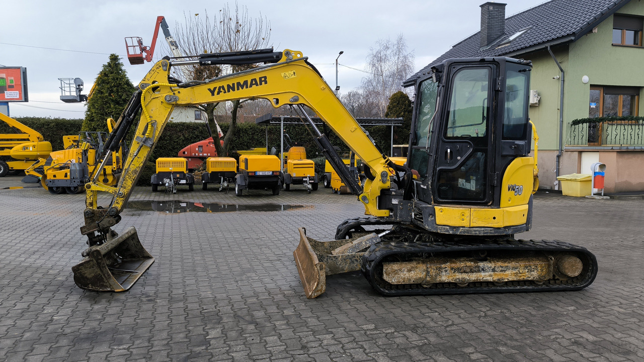 YANMAR ViO 50 - 6A - Minikotró: 5 kép. YANMAR ViO 50 - 6A - Minikotró: 5 kép.