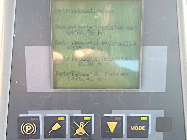 Gumikerekes kotró Atlas 1505: 7 kép. Gumikerekes kotró Atlas 1505: 7 kép.