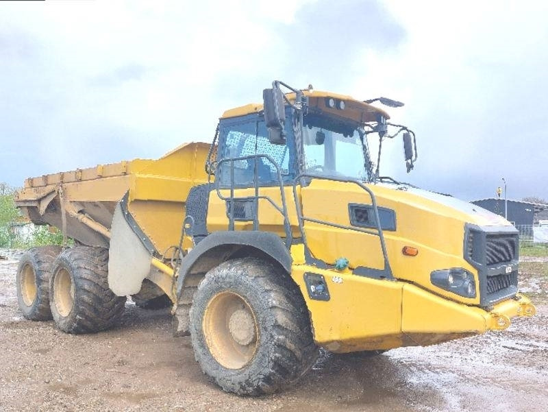 Bell B 20 E - Csuklós dömper: 4 kép. Bell B 20 E - Csuklós dömper: 4 kép.