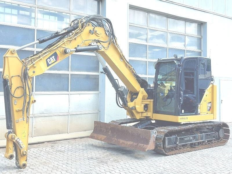 CAT 308 CR - Minikotró: 2 kép. CAT 308 CR - Minikotró: 2 kép.