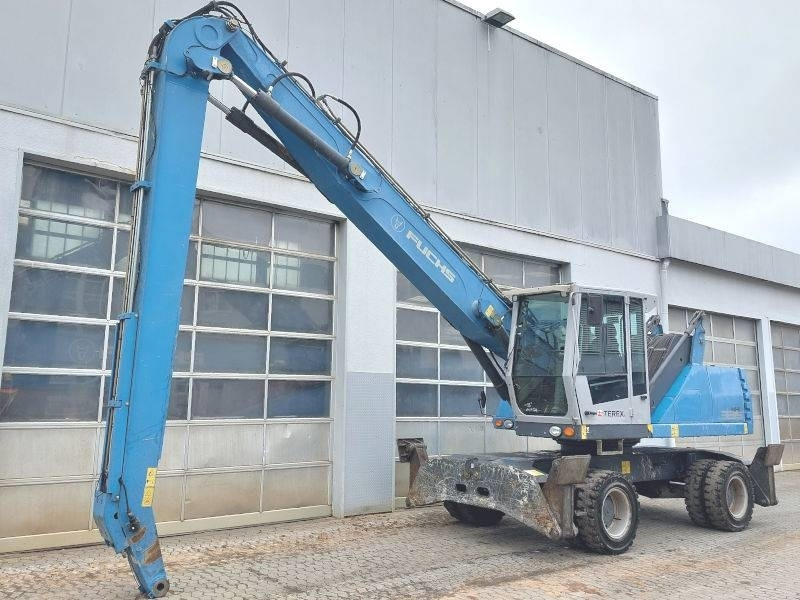 Fuchs MHL 335 E - Hulladék kotró: 2 kép. Fuchs MHL 335 E - Hulladék kotró: 2 kép.