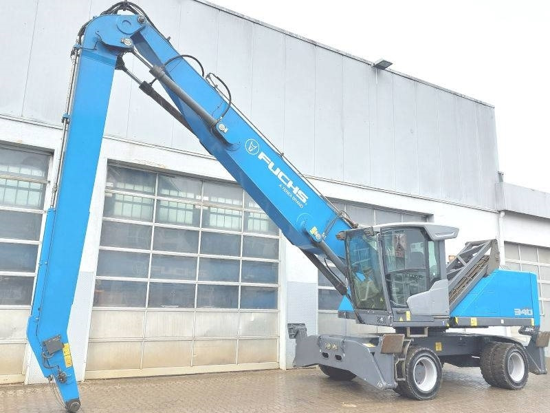 Fuchs MHL 340 F - Hulladék kotró: 2 kép. Fuchs MHL 340 F - Hulladék kotró: 2 kép.