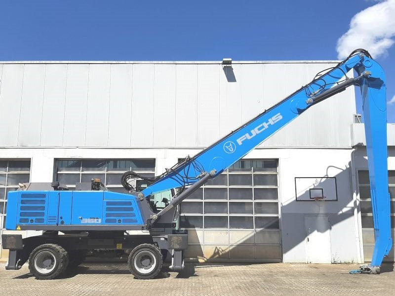 Fuchs MHL 360 F - Hulladék kotró: 5 kép. Fuchs MHL 360 F - Hulladék kotró: 5 kép.