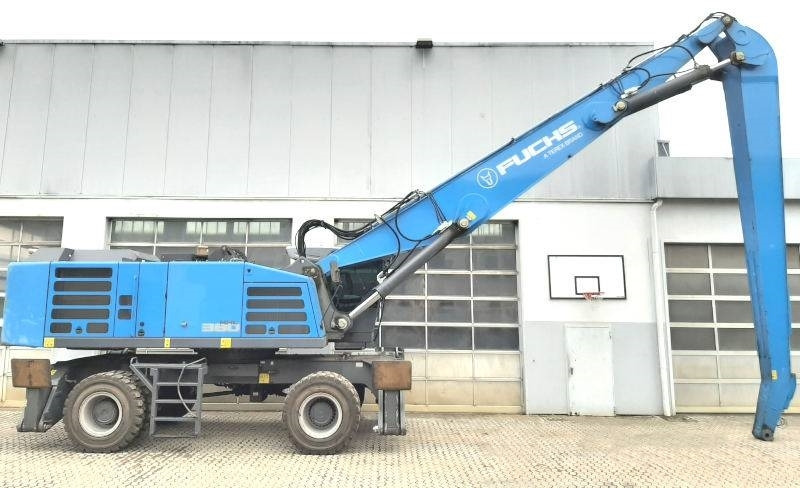 Fuchs MHL 380 F - Hulladék kotró: 5 kép. Fuchs MHL 380 F - Hulladék kotró: 5 kép.
