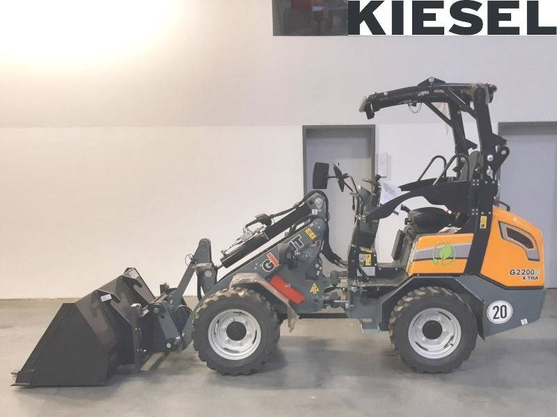 Giant G 2200 E X-Tra Elektro / electric - Mini homlokrakodó: 1 kép. Giant G 2200 E X-Tra Elektro / electric - Mini homlokrakodó: 1 kép.