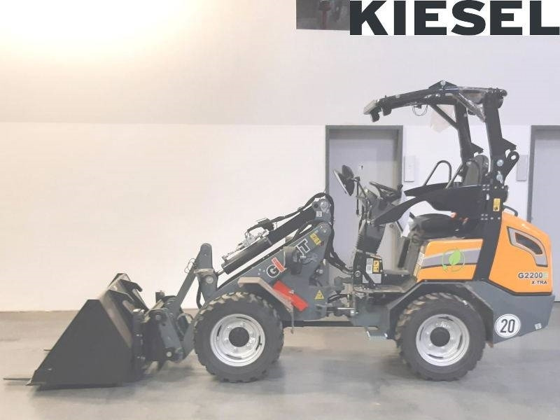 Giant G 2200 E X-Tra Elektro / electric - Mini homlokrakodó: 1 kép. Giant G 2200 E X-Tra Elektro / electric - Mini homlokrakodó: 1 kép.