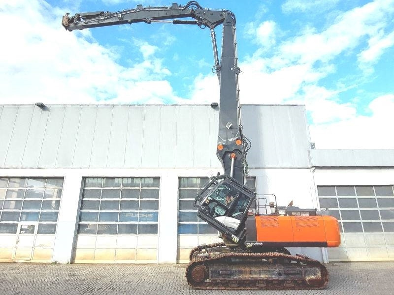 Hitachi KTEG KMC380S-6 - Bontó kotrógép: 2 kép. Hitachi KTEG KMC380S-6 - Bontó kotrógép: 2 kép.