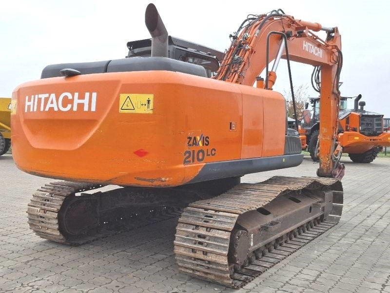 Hitachi ZX 210 LC-5 - Lánctalpas kotró: 5 kép. Hitachi ZX 210 LC-5 - Lánctalpas kotró: 5 kép.