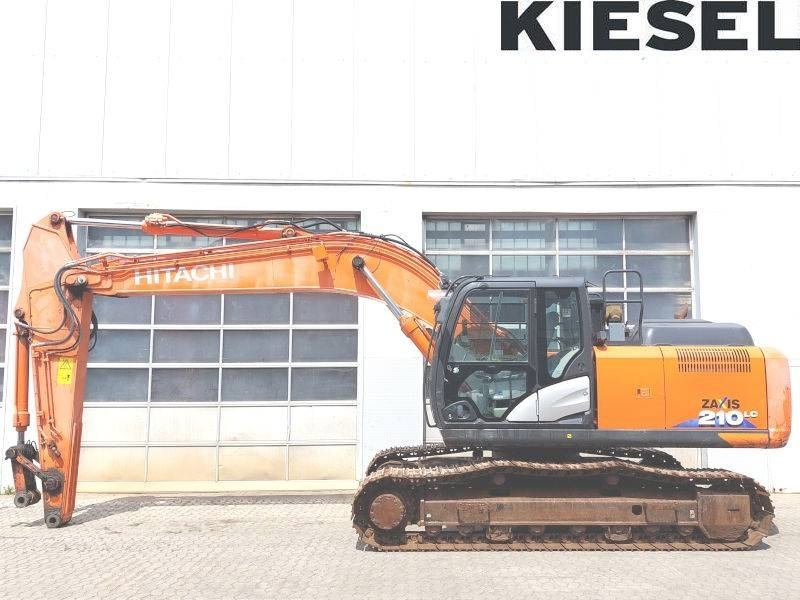 Hitachi ZX 210 LC-6 - Lánctalpas kotró: 1 kép. Hitachi ZX 210 LC-6 - Lánctalpas kotró: 1 kép.