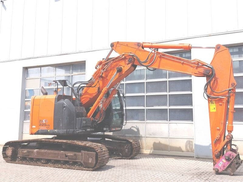 Hitachi ZX 225 US LC-5 - Lánctalpas kotró: 4 kép. Hitachi ZX 225 US LC-5 - Lánctalpas kotró: 4 kép.