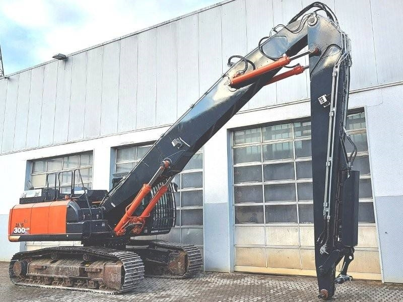 Hitachi ZX 300 LCN-6 - Bontó kotrógép: 4 kép. Hitachi ZX 300 LCN-6 - Bontó kotrógép: 4 kép.